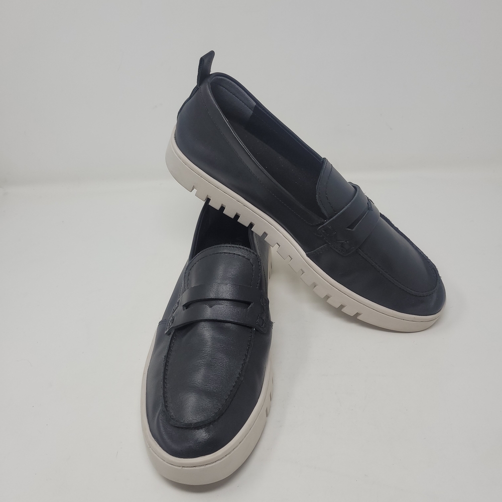 Vionic Womens Uptown Black Leather  Loafers